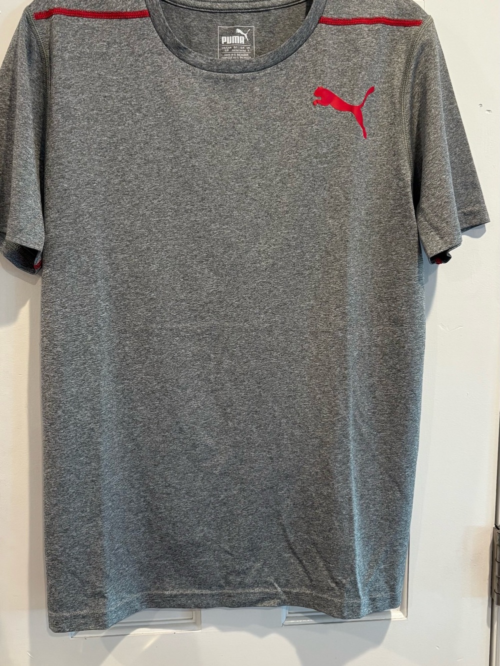 Men’s Puma Grey Short-Sleeve Tshirt. Size Small